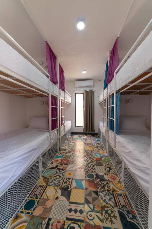New Friends Hostel & Bar Adults Only Valladolid  Eksteriør bilde