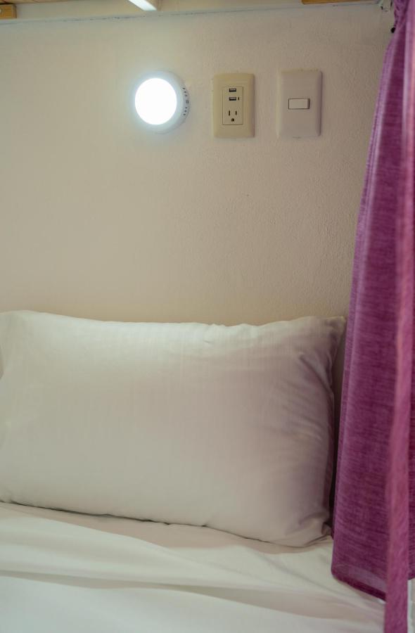 New Friends Hostel & Bar Adults Only Valladolid  Eksteriør bilde
