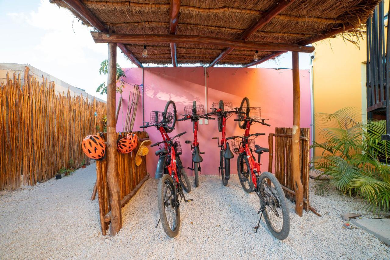 New Friends Hostel & Bar Adults Only Valladolid  Eksteriør bilde