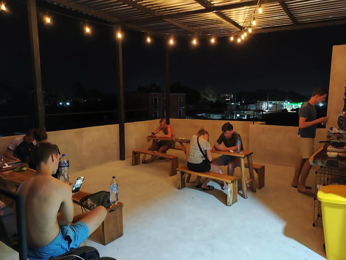 New Friends Hostel & Bar Adults Only Valladolid  Eksteriør bilde