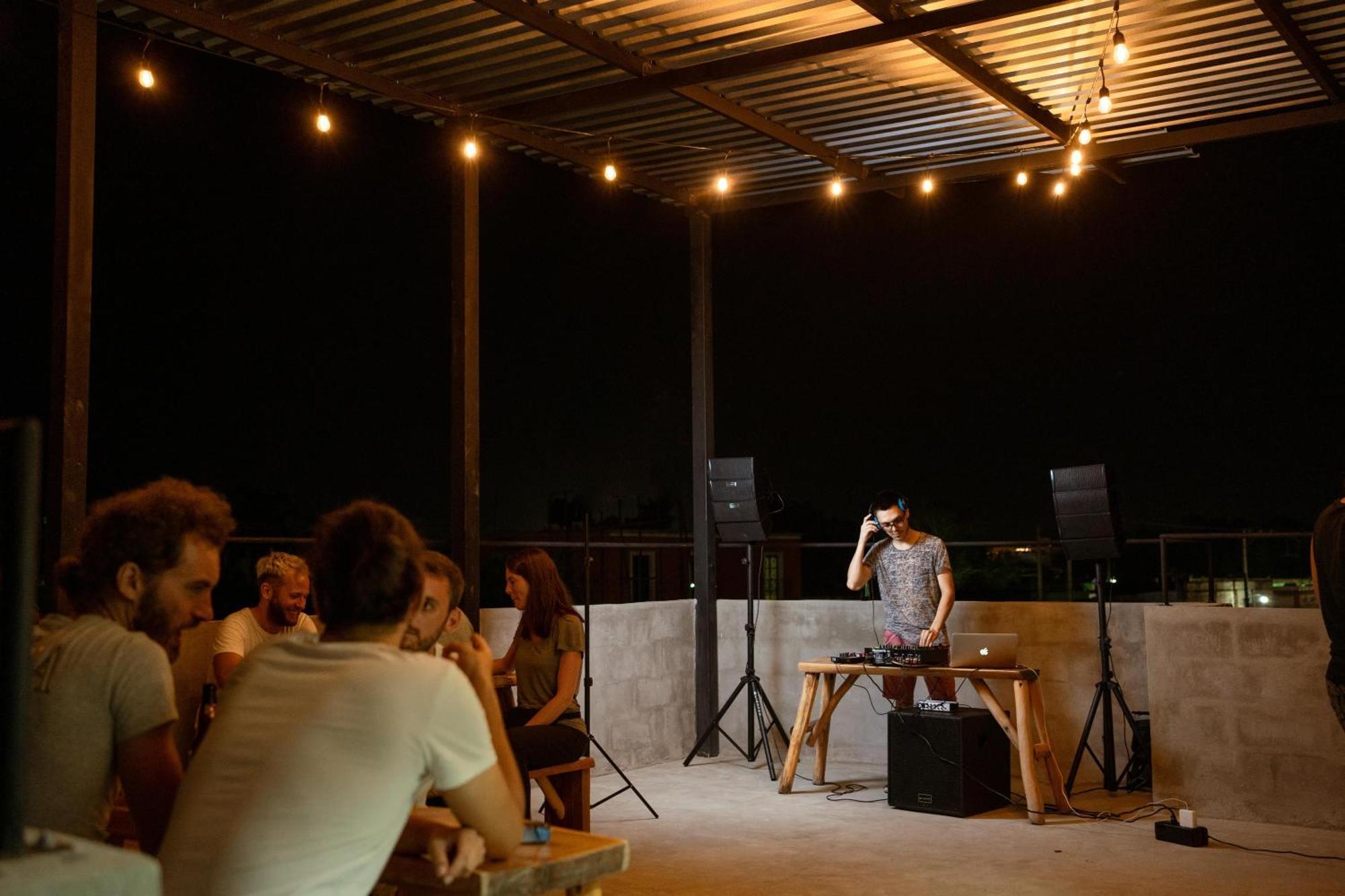 New Friends Hostel & Bar Adults Only Valladolid  Eksteriør bilde